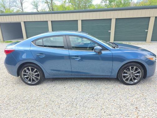 Eternal Blue Mica 2018 Mazda Mazda3 Touring
