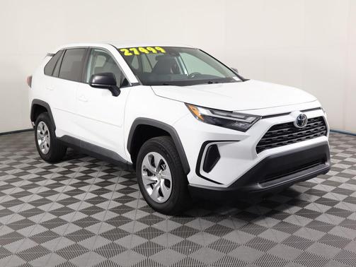 2023 Toyota RAV4 LE
