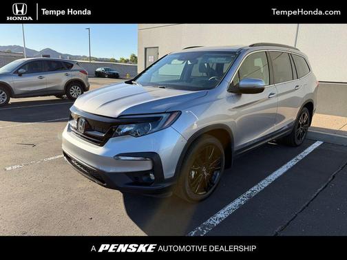 Silver Metallic 2021 Honda Pilot AWD Special Edition