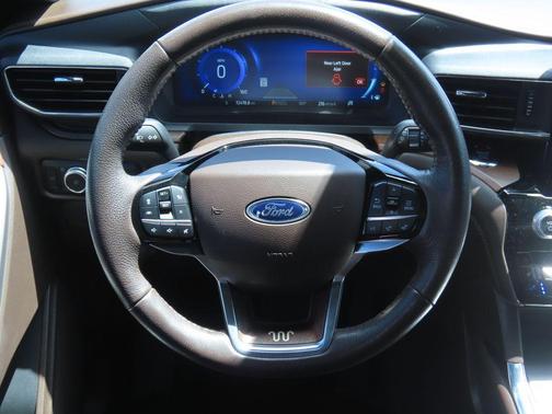 2022 Ford Explorer King Ranch