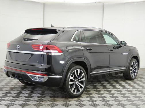 2023 Volkswagen Atlas Cross Sport 3.6L V6 SEL Premium R-Line