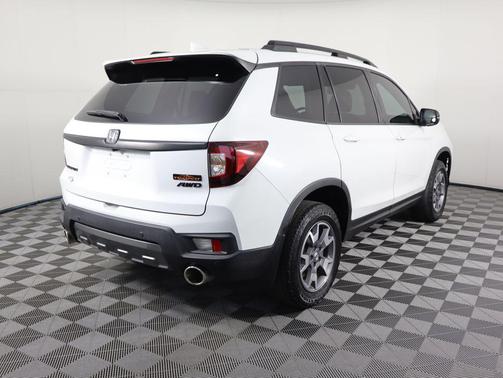 2022 Honda Passport AWD TrailSport