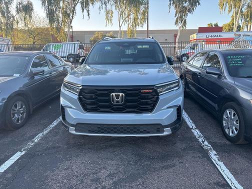 2023 Honda Pilot AWD TrailSport