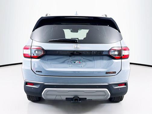 2023 Honda Pilot AWD TrailSport