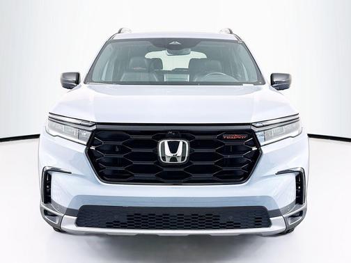 2023 Honda Pilot AWD TrailSport