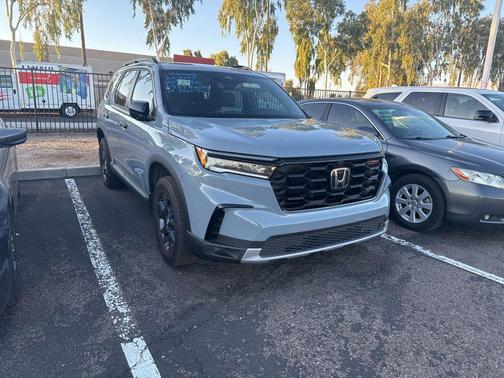 2023 Honda Pilot AWD TrailSport
