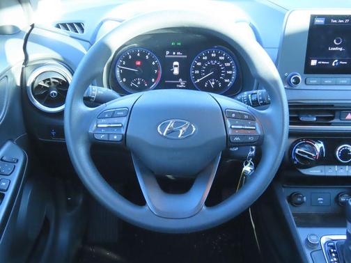 2023 Hyundai KONA SE