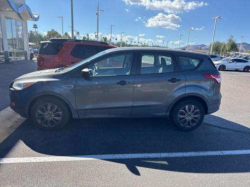 2016 Ford Escape S