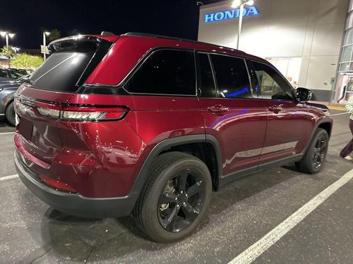 2023 Jeep Grand Cherokee Altitude