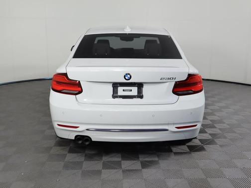 2019 BMW 230 230i