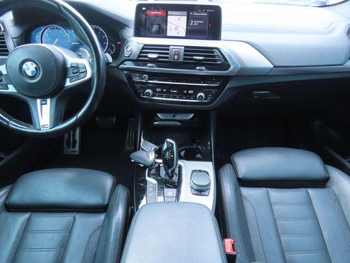 2019 BMW X3 M40i
