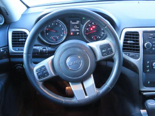 2012 Jeep Grand Cherokee Laredo