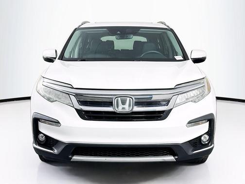 2020 Honda Pilot Touring 8-Passenger