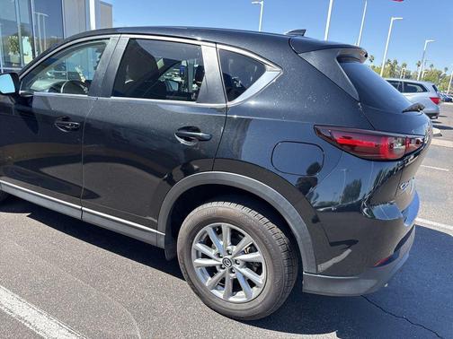 Jet Black Mica 2022 Mazda CX-5 2.5 S Select Package