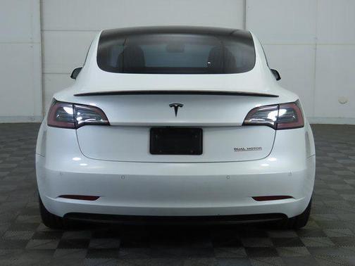 2019 Tesla Model 3 Performance