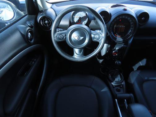 2016 MINI Countryman Cooper