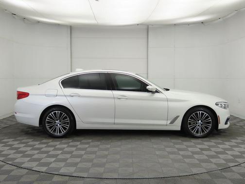 2019 BMW 530 xDrive