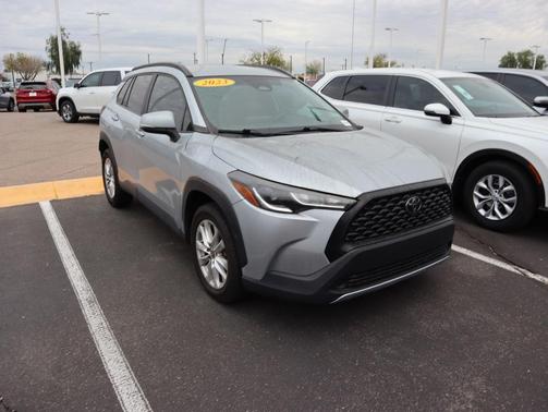 2023 Toyota Corolla Cross LE
