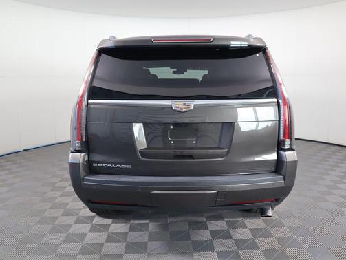 2020 Cadillac Escalade Platinum