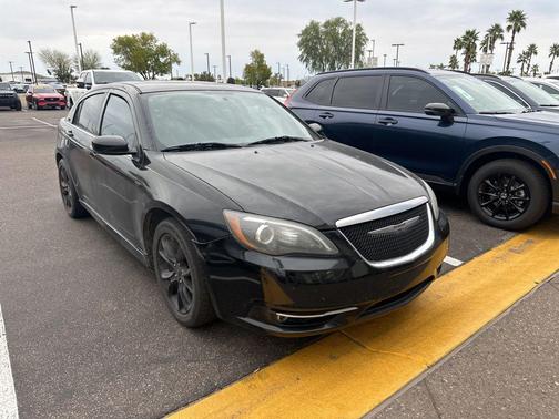 2013 Chrysler 200 Limited