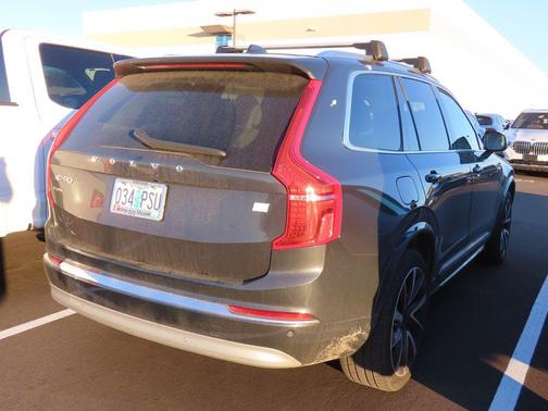 2022 Volvo XC90 Recharge Plug-In Hybrid T8 Inscription Expression 6 Passenger