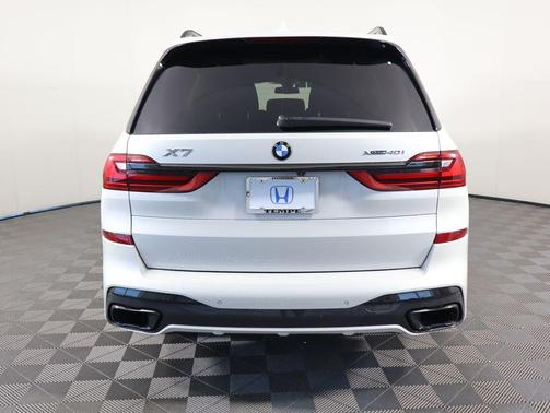 2020 BMW X7 xDrive40i