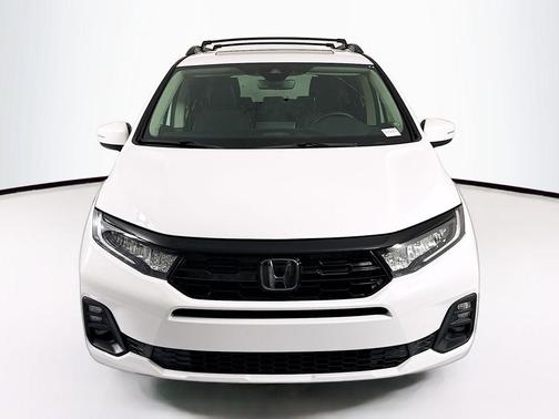 Platinum White 2025 Honda Odyssey Touring