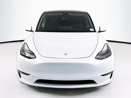 2024 Tesla Model Y Long Range Dual Motor All-Wheel Drive