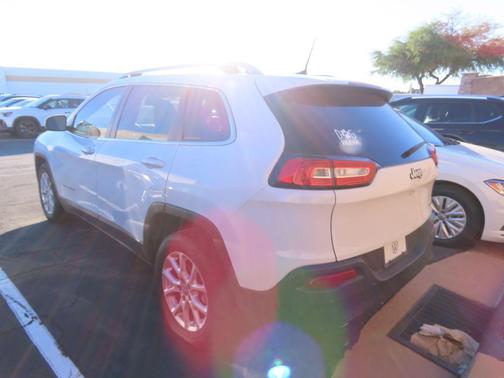 2018 Jeep Cherokee Latitude Plus