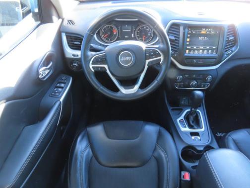 2018 Jeep Cherokee Latitude Plus