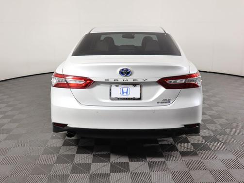 2018 Toyota Camry Hybrid XLE