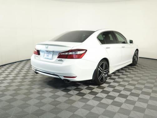 2017 Honda Accord Touring V6