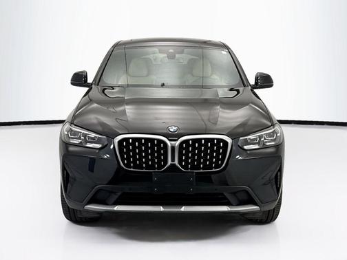 Black Sapphire Metallic 2022 BMW X4 xDrive30i