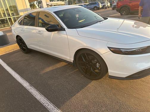 2023 Honda Accord Hybrid Base