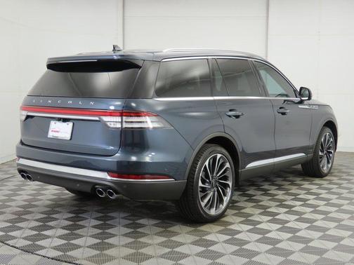2022 Lincoln Aviator Reserve AWD