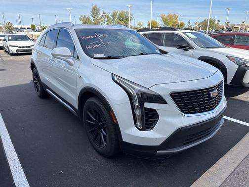 2020 Cadillac XT4 Premium Luxury