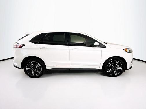 STAR WHITE 2020 Ford Edge ST
