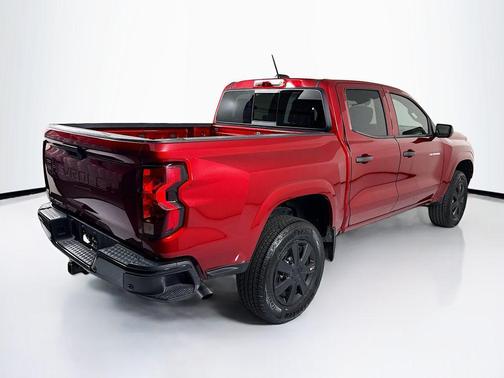 Radiant Red Tintcoat 2025 Chevrolet Colorado WT