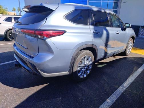 2021 Toyota Highlander Limited