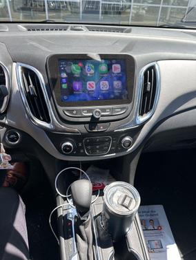 Blue Glow Metallic 2022 Chevrolet Equinox 1LT