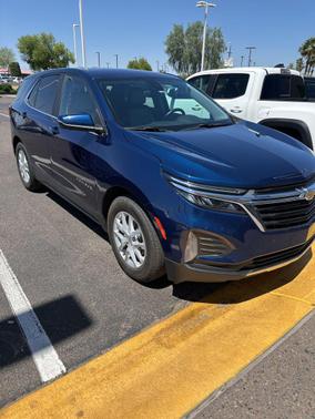 Blue Glow Metallic 2022 Chevrolet Equinox 1LT