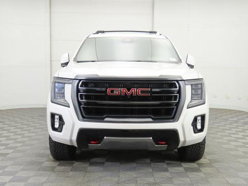 2023 GMC Yukon XL 4WD AT4