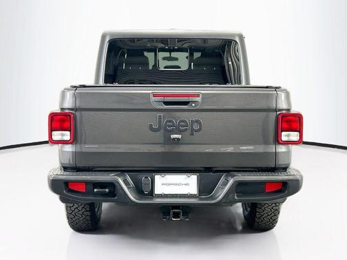 2022 Jeep Gladiator Sport S