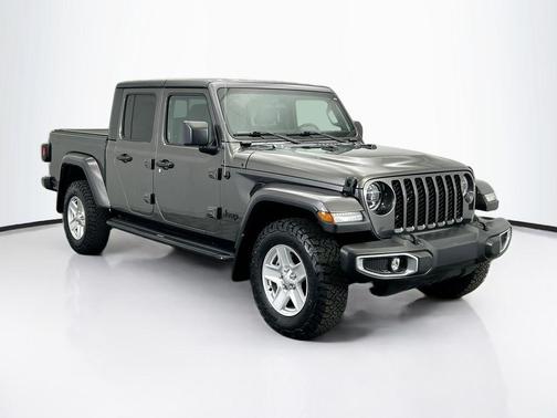 2022 Jeep Gladiator Sport S