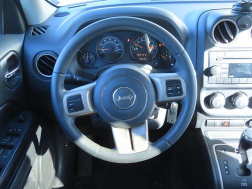 2016 Jeep Patriot 75th Anniversary