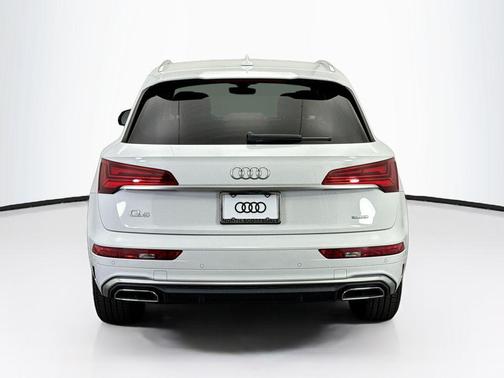 2023 Audi Q5 45 S line Premium