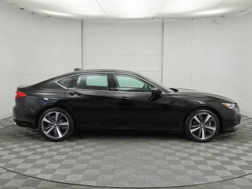 2025 Acura TLX Technology