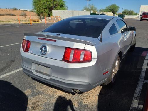 2010 Ford Mustang Premium