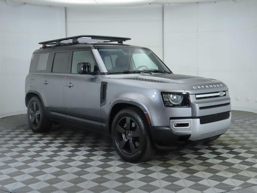 2022 Land Rover Defender 110 SE