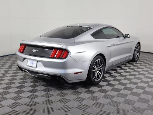2017 Ford Mustang EcoBoost Premium